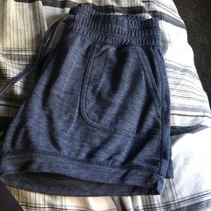 Blue comfy shorts with pockets